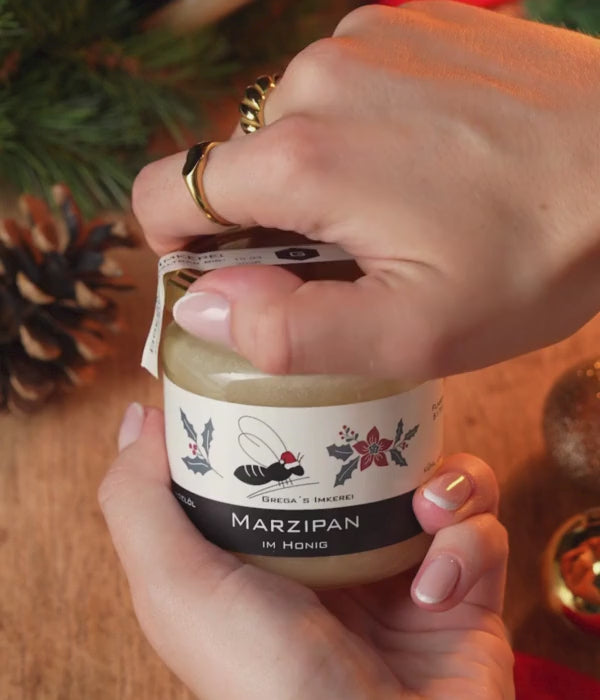 Marzipan im Honig Produktvideo
