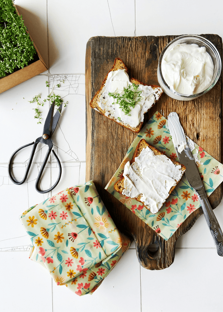 Bienenwachstuch Blumenfest von Grega´s Imkerei. Bienenwachstücher aus Deutschland direkt vom Imker aus NRW.