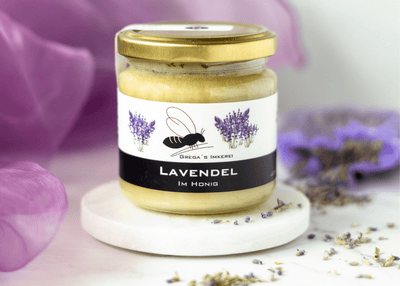 Lavendel im Honig vom Imker aus der nähe